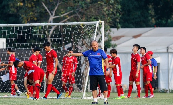 Xem trận Việt Nam- Lào tại AFF Cup ở đâu rõ nhất?