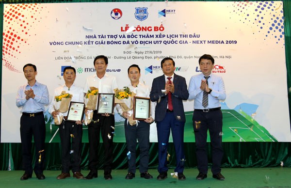 Tám đội tham dự VCK giải bóng đá U17 Quốc gia 2019