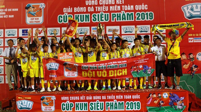 Sông Lam Nghệ An vô địch bóng đá thiếu niên toàn quốc 2019