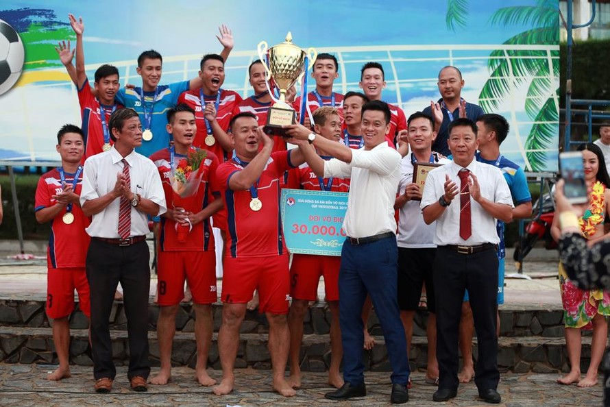 Khánh Hòa vô địch bóng đá bãi biển quốc gia 2019