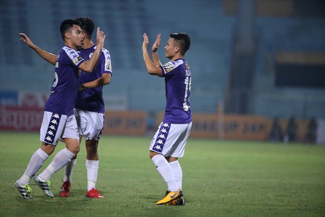 Hà Nội FC đăng quang V-League 2019 trước 2 vòng đấu