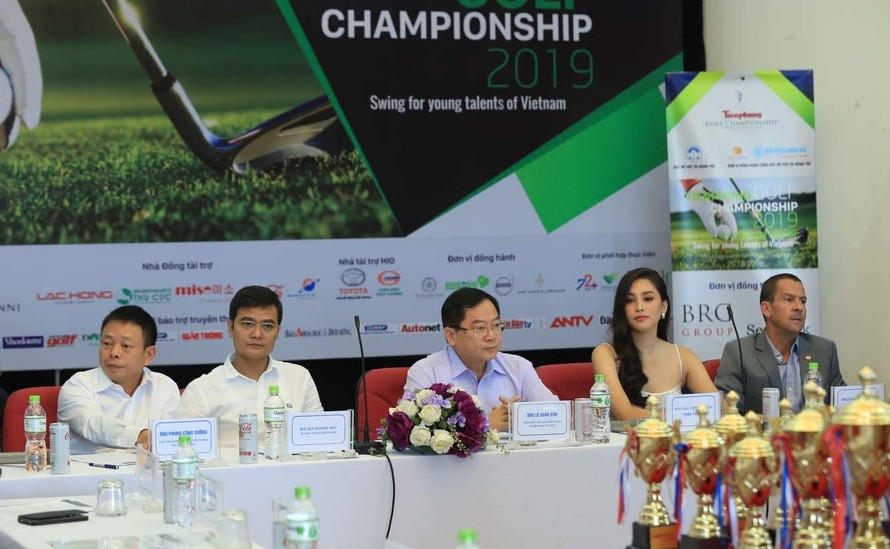 Giải Tiền Phong Golf Championship 2019 là sự kiện thể thao do báo Tiền Phong tổ chức nhân dịp chào mừng kỷ niệm 66 năm thành lập Báo Tiền Phong xuất bản đầu tiên (16/11/1953 - 16/11/2019), Ảnh: Như Ý