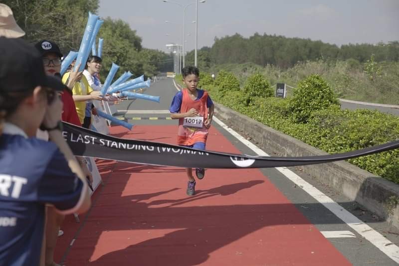 Tiền Phong Marathon: 4 runner nhí của CLB chạy bộ trẻ em mồ côi Elite tranh tài