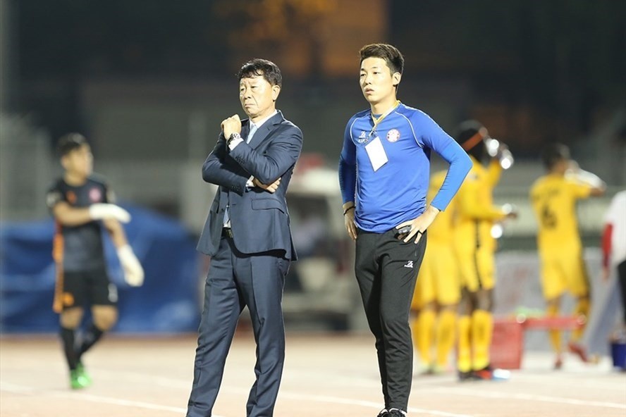 HLV Chung Hae Seong tiết lộ sốc lý do rời CLB TP.HCM