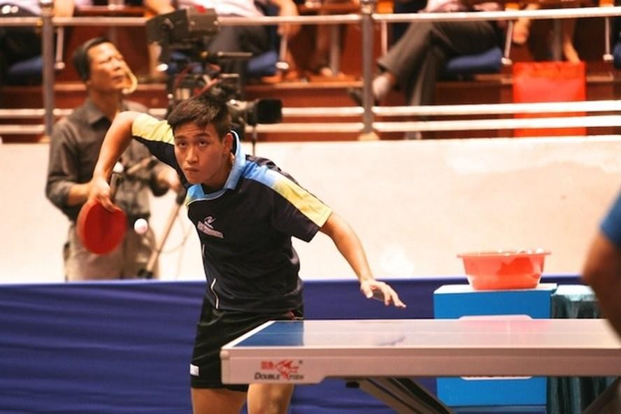 Tay vợt Nguyễn Anh Tú (Hà Nội) sẽ tham dự giải nội bộ. 