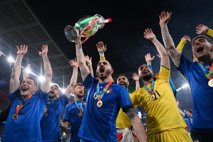 Italia lần thứ 2 trong lịch sử vô địch EURO