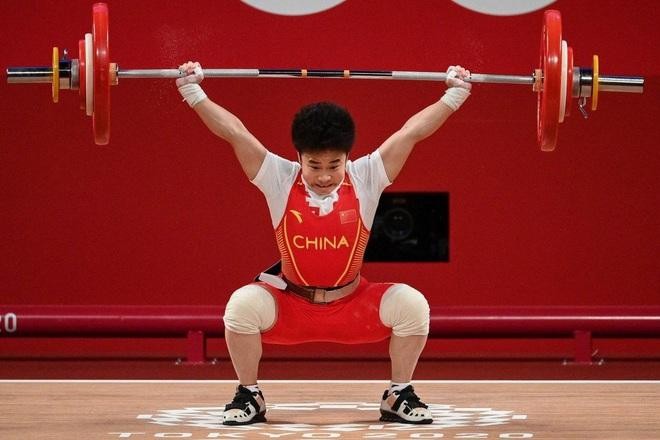 Nữ đô cử Hou Zhihui giành HCV, lập 3 kỷ lục Olympic.