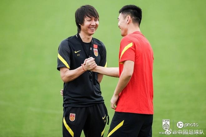 HLV Li Tie sẽ dẫn dắt đội tuyển Trung Quốc cho đến sau World Cup 2026.