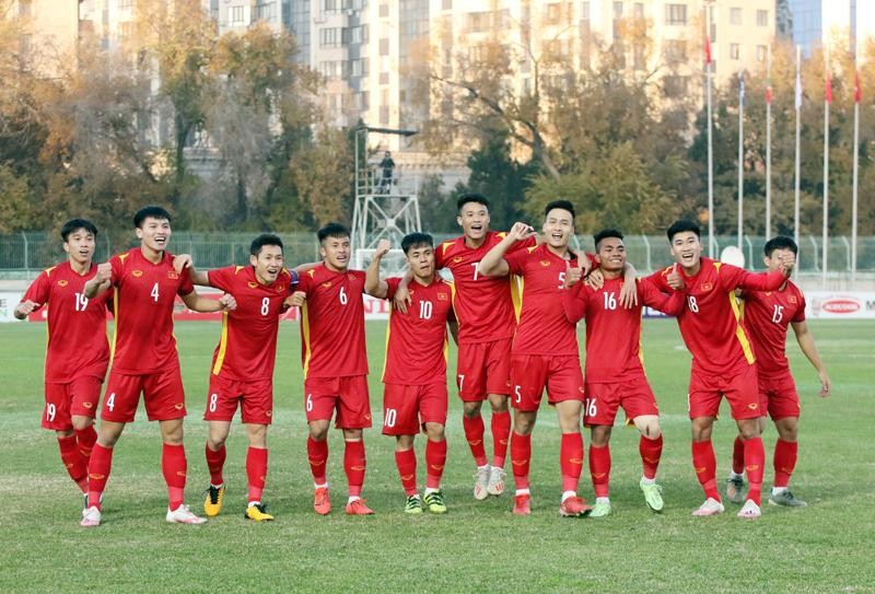 HLV Park Hang-seo triệu tập 8 cầu thủ U23 vào đội tuyển Việt Nam 