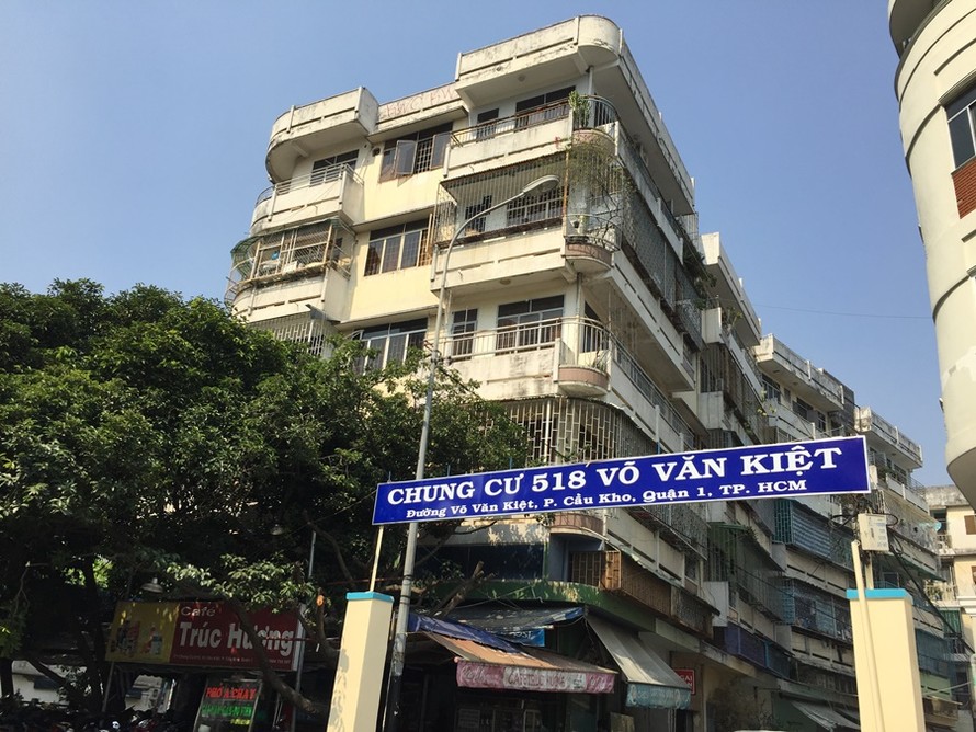 Sẽ tháo dỡ, xây mới chung cư nghiêng nguy hiểm ở Sài Gòn