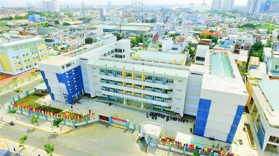 Trường Tiểu học Phú Thuận ở quận 7 được trưng dụng thành khu cách ly tập trung