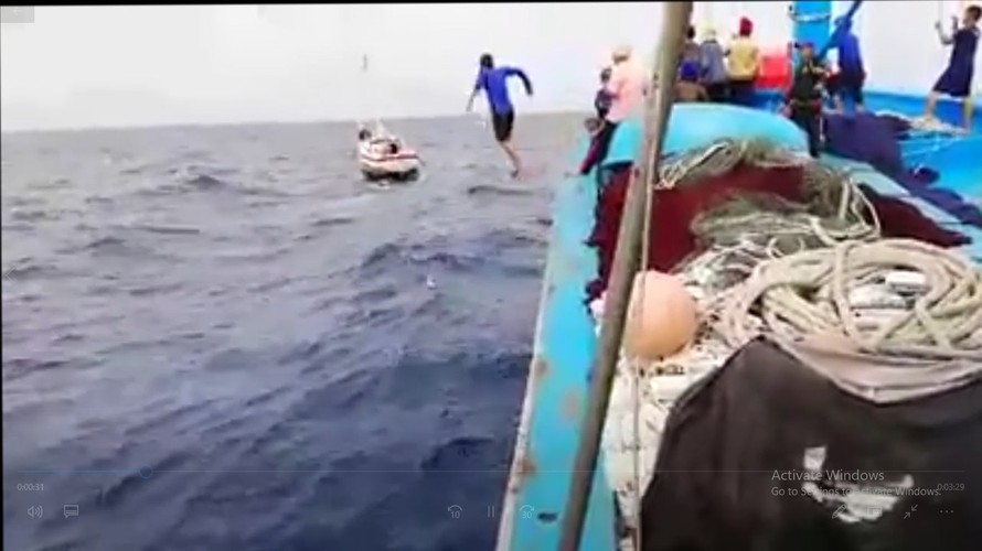 Ngư dân kể chuyện cứu 'ông Tây' trôi dạt gần 40 ngày trên biển