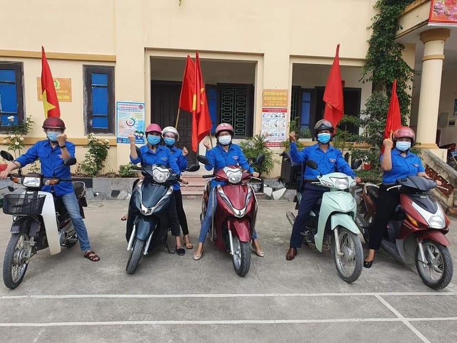 Đoàn viên tỉnh Bắc Ninh đi truyền thông về bầu cử và phòng chống dịch COVID - 19