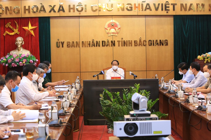 Phó Thủ tướng Lê Văn Thành làm việc tại Bắc Giang