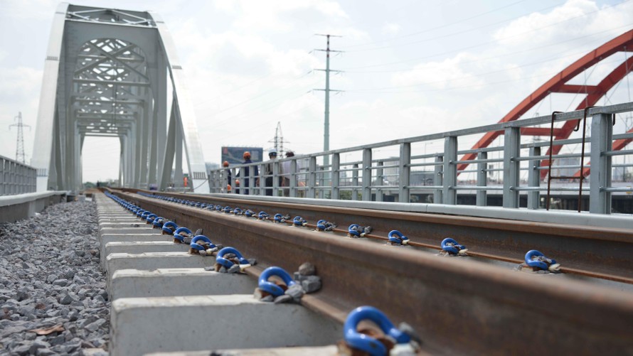 Cầu Bình Lợi mới sẽ được chạy thử vào ngày 14/9.