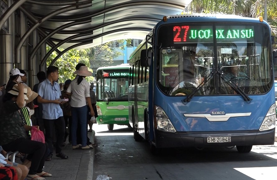 TPHCM sẽ cắt giảm hàng loạt tuyến xe buýt mùa dịch COVID-19.