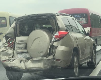 Tai nạn liên hoàn trên cao tốc Ninh Bình-Cầu Giẽ