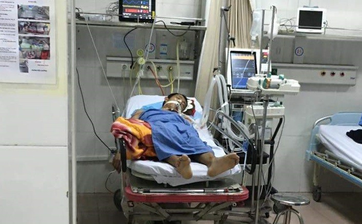 Bệnh nhân Cường đang được điều trị tại bệnh viện ĐH Y Hà Nội