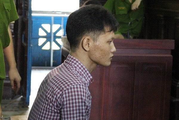 Huỳnh Thanh Sơn tại phiên tòa sơ thẩm ngày 12/1. Ảnh: Tân Châu