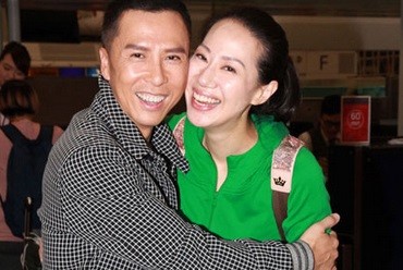 Nam diễn viên Chân Tử Đan (52 tuổi) và vợ - Uông Thi Thi (34 tuổi)