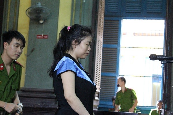 Sát hại con thơ rồi tự tử bất thành, bà mẹ trẻ Nguyễn Thị Hoài An nay lãnh 9 năm tù. Ảnh: Tân Châu