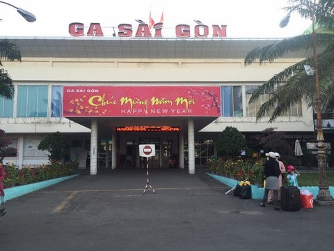Ga Sài Gòn ngày cuối năm