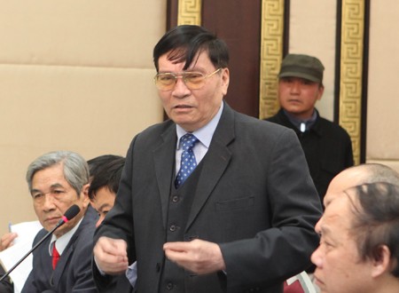 Chủ tịch Hiệp hội Vận tải ôtô Nguyễn Văn Thanh kiến nghị cho phép doanh nghiệp tự cài đặt đồng hồ taxi khi thay đổi giá.