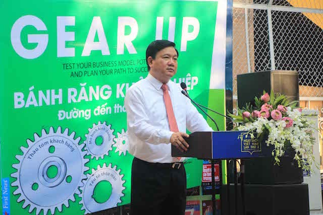 Bí thư Thành ủy TPHCM Đinh La Thăng phát biểu tại buổi lễ.