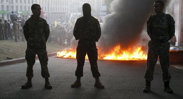 Nhóm cực đoan Right Sector khét tiếng với các hành động tàn bạo. (Ảnh minh họa: Reuters)
