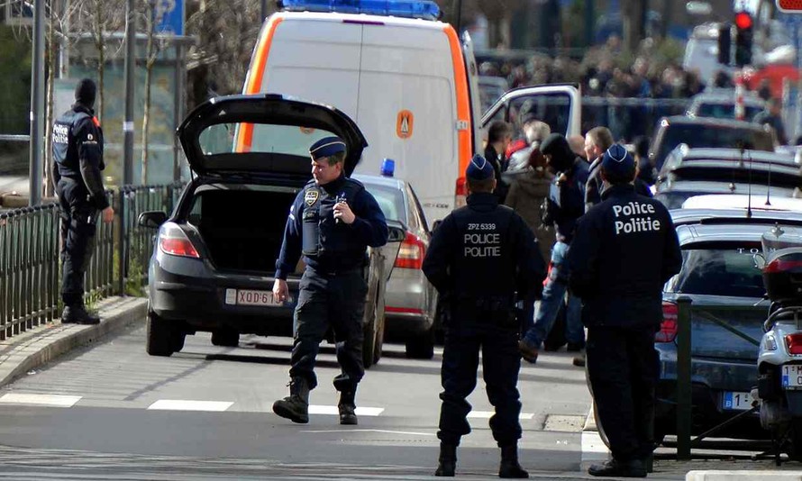 Cảnh sát Bỉ tăng cường kiểm soát an ninh kể từ sau vụ khủng bố tại Brussels xảy ra hồi đầu năm. Ảnh: Getty Images