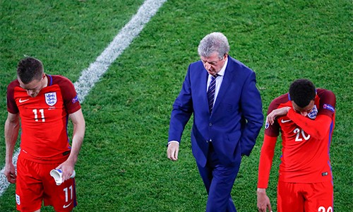Roy Hodgson thực hiện quá nhiều thay đổi, khiến Anh hoà Slovakia và mất ngôi đầu bảng, phải đấu Bồ Đào Nha ở vòng 1/8. Ảnh: Reuters.