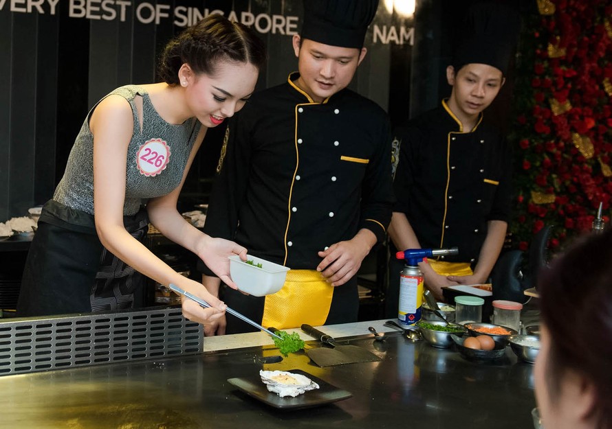 Khi người đẹp Hoa hậu Việt Nam... trổ tài vào bếp