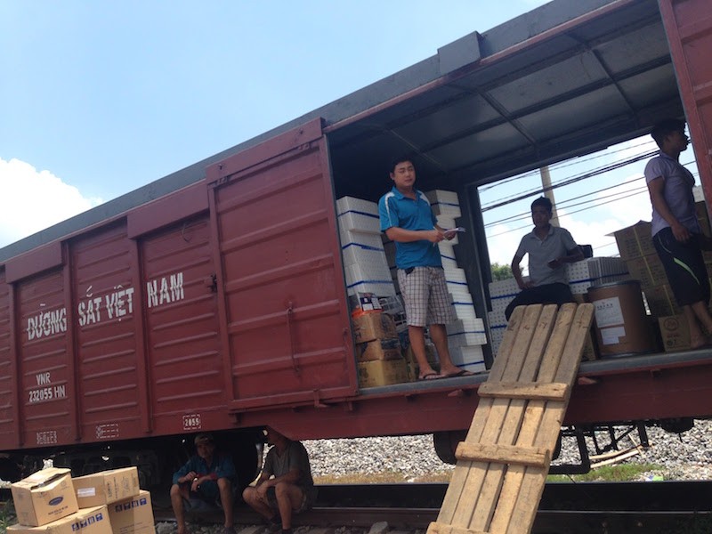 Đường sắt Việt Nam hỗ trợ vận chuyển hàng cứu trợ miễn phí