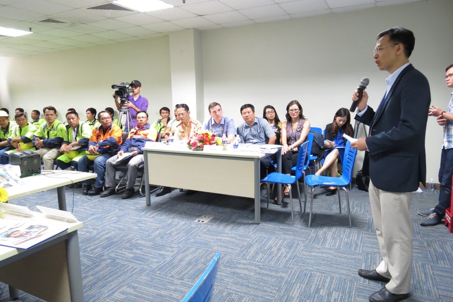 Tiến sỹ Trần Hữu Minh, Phó Chánh văn phòng Uỷ ban ATGT Quốc gia phát biểu tại lớp tập huấn