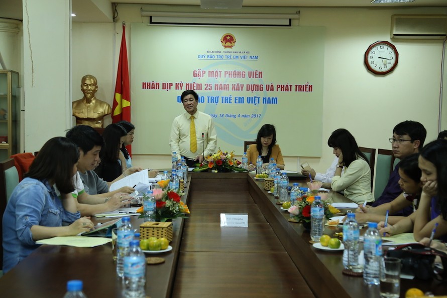 Ông Hoàng Văn Tiến, Giám đốc Quỹ Bảo trợ trẻ em Việt Nam cho biết sẵn sàng hỗ trợ nạn nhân bị xâm hại tình dục.