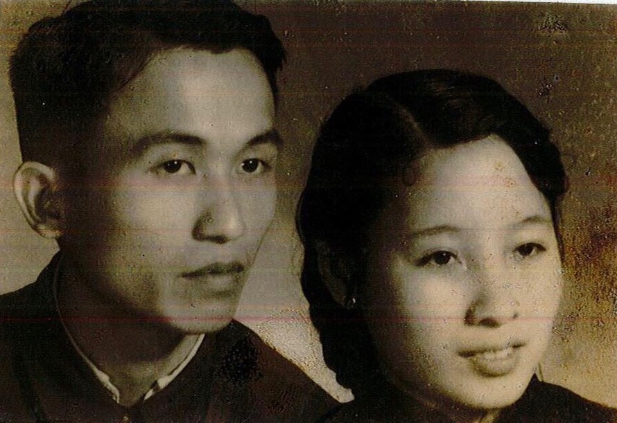 Đại tá, bác sĩ Đặng Văn Tiến và vợ thời trẻ