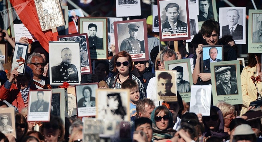 ‘Trung đoàn bất tử’ diễu hành khắp thế giới, kỉ niệm chiến thắng Phát xít