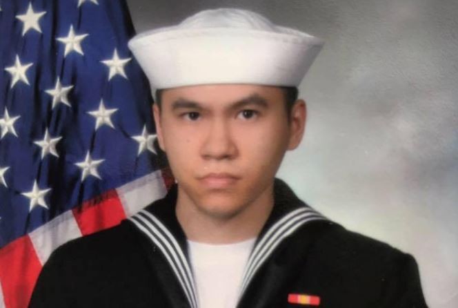 Thủy thủ người Mỹ gốc Việt tên Ngoc "Tan" Truong Huynh. Ảnh do quân đội Mỹ cung cấp