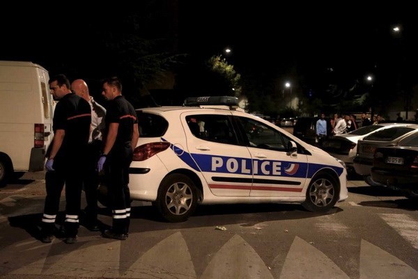 Cảnh sát phong tỏa hiện trường. Ảnh: La Provence