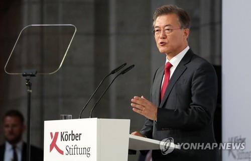 Tổng thống Hàn Quốc Moon Jae-in nêu sáng kiến hòa bình trong chuyến thăm Berlin (Đức) hôm 6/7. Ảnh: Yonhap