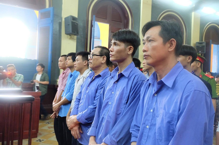 Các bị cáo tại phiên tòa phúc thẩm ngày 18/7. Ảnh: Tân Châu