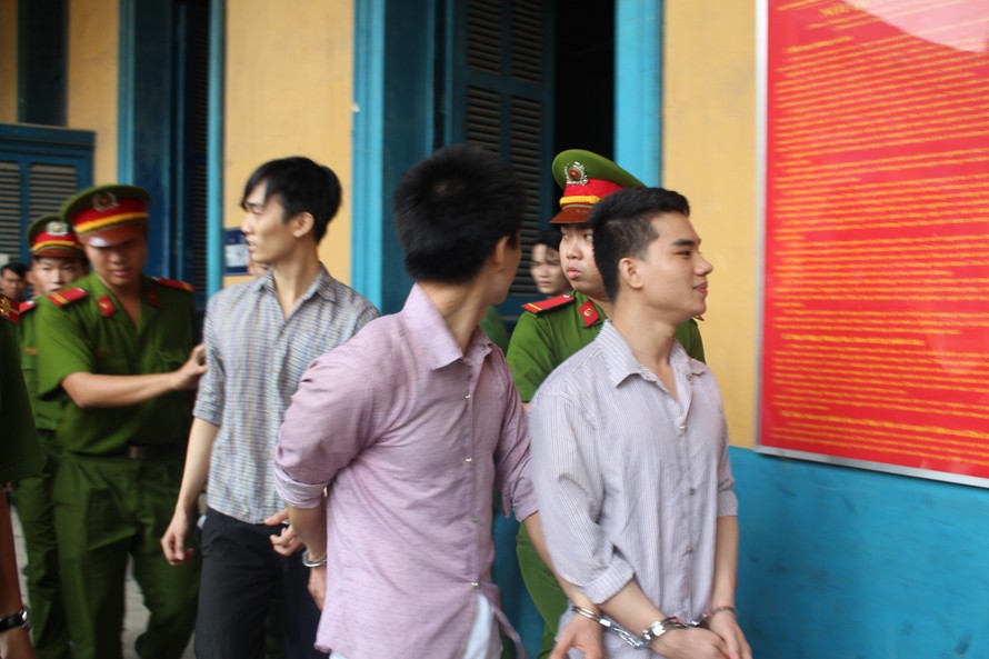 Các bị cáo tại phiên tòa phúc thẩm ngày 18/7. Ảnh: Tân Châu
