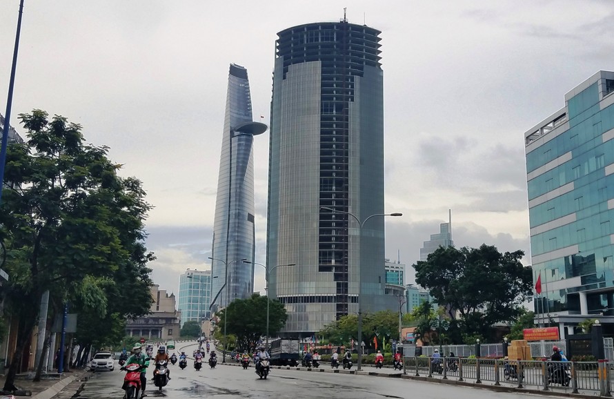 Cao ốc Saigon One Tower tọa lạc tại khu 'đất vàng' của trung tâm TPHCM.