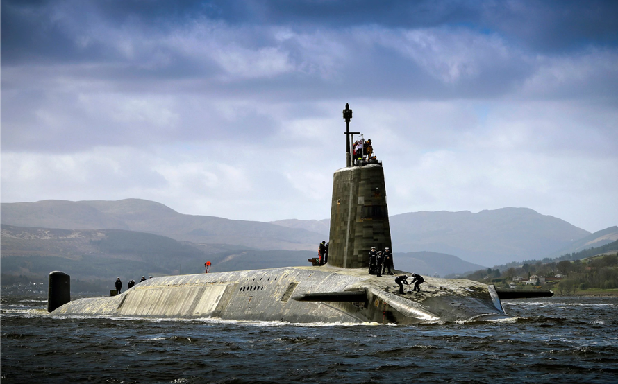 Tàu ngầm HMS Vigilant. Ảnh: Thomas McDonald
