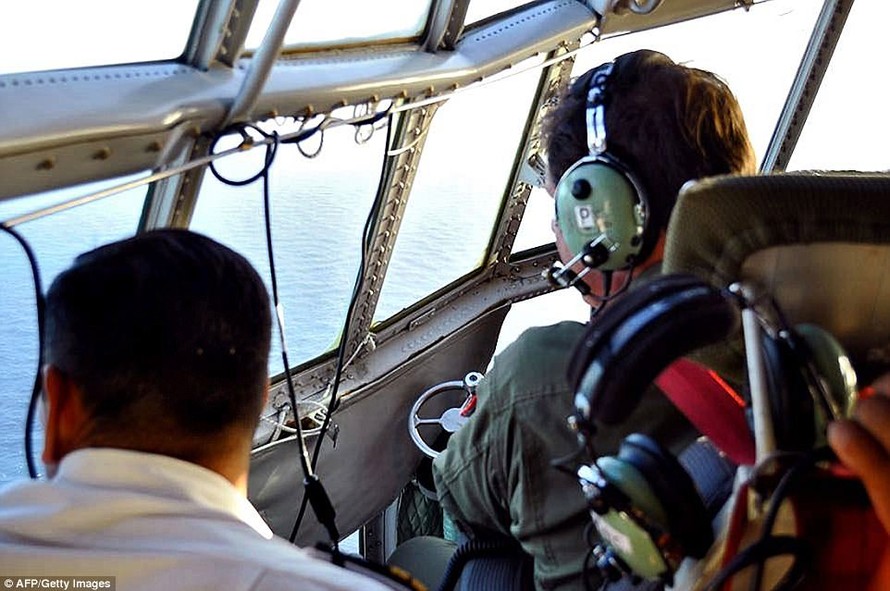 Lực lượng tìm kiếm đang chạy đua với thời gian bởi lượng oxy trên tàu ngầm có thể đã cạn kiệt. Ảnh: AFP