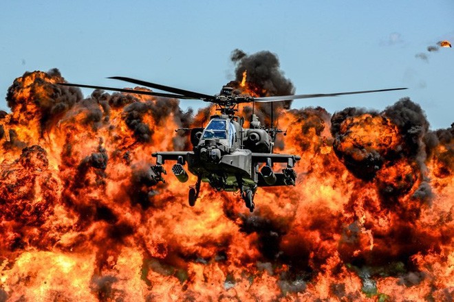 Trực thăng tấn công AH-64D Apache. Ảnh: Reuters