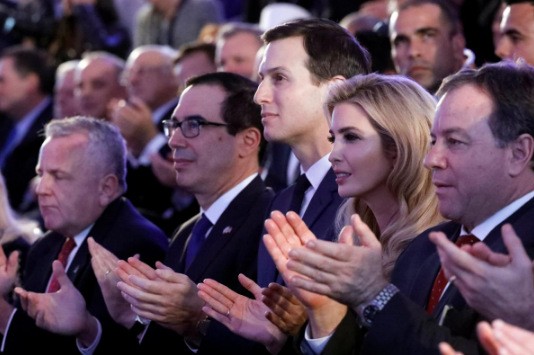 Các quan chức Mỹ tham dự lễ đón tại Bộ Ngoại giao Israel ngày 13/5, một ngày trước khi Mỹ mở cửa Đại sứ quán tại Jerusalem. Ảnh: Reuters