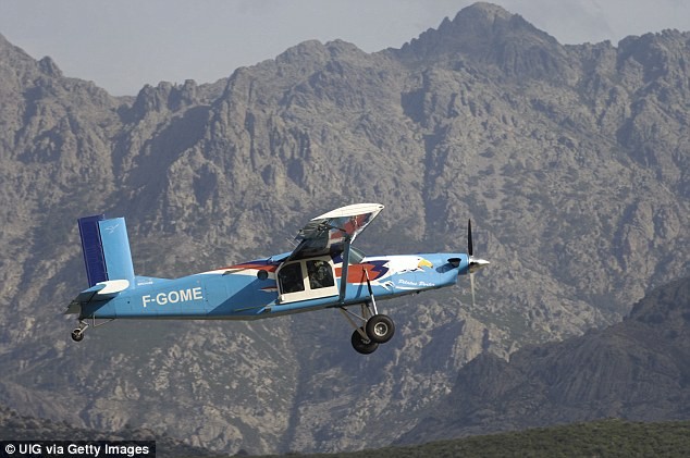 Máy bay cùng loại với phi cơ mất tích. Ảnh: Daily Mail