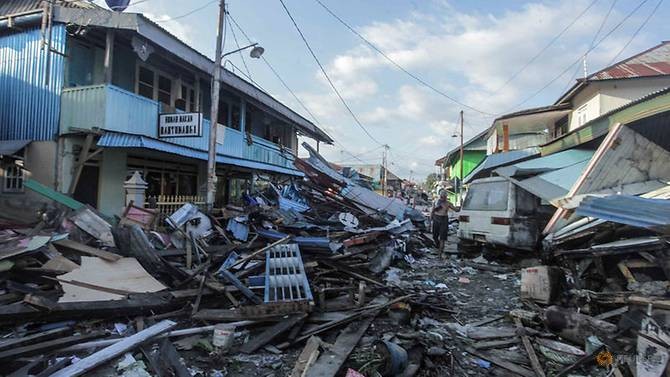Khung cảnh đổ nát, hoang tàn tại Sulawesi sau trận động đất ngày 28/9. Ảnh: Reuters