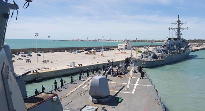 Mỹ đưa tàu chiến tới Israel: Hỗ trợ đồng minh ngăn chặn Iran